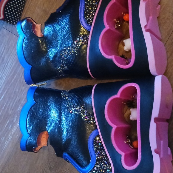 Irregular Choice Hello Kitty Cavern Platform Boots Size 39/8.5 - Picture 13 of 16